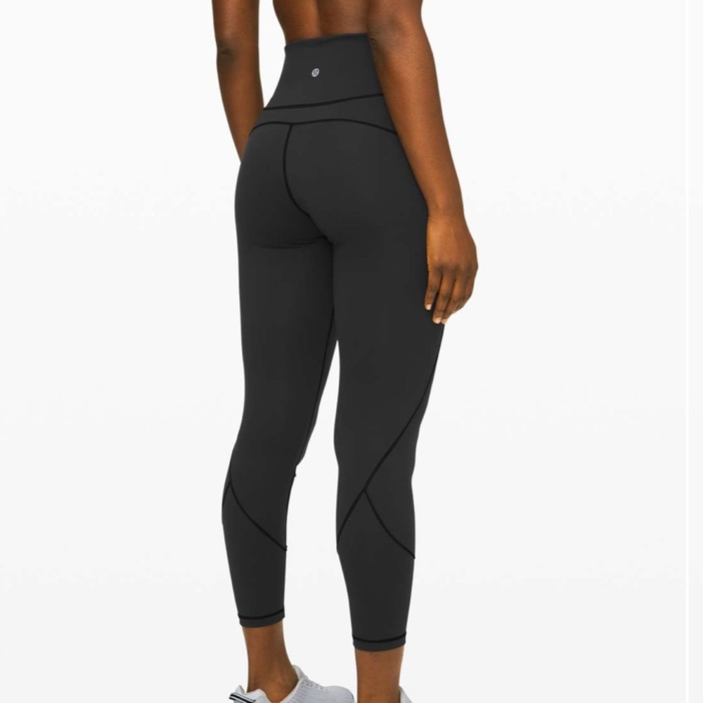 Lululemon In Movement Tight 25” Everlux*